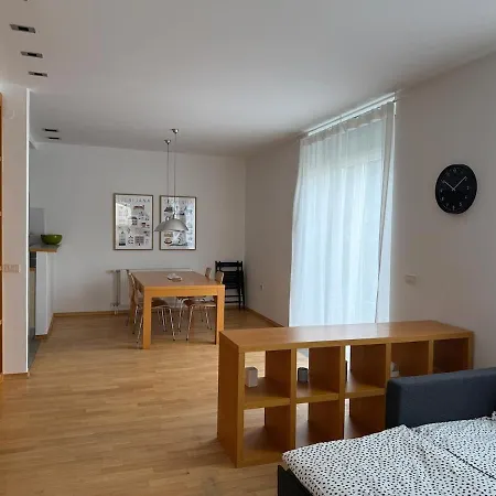 Nest With Terrace & Parking